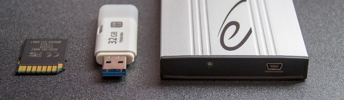 Equipment for backing up computer